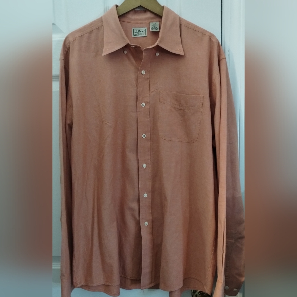 L.L. Bean Peach Color Collar Button Down Shirt